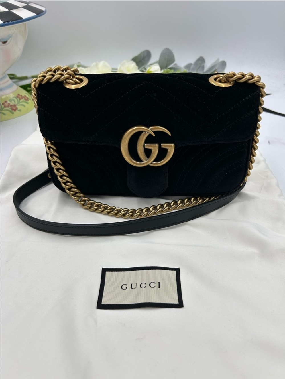 Women’s Gucci GG Marmont quilted velvet shoulder bag made in Italy
